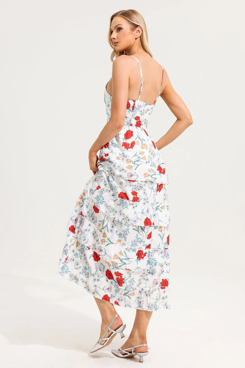 Gestreiftes Strickkleid mit Flügelärmeln 