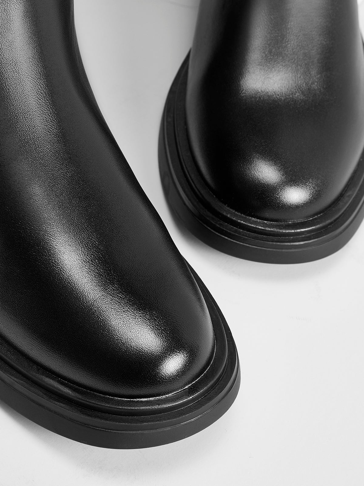 Essential Round Toe Boots